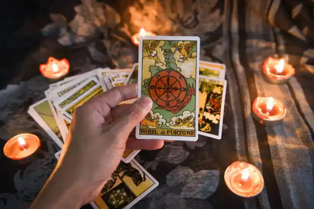 tarot cards Eagan